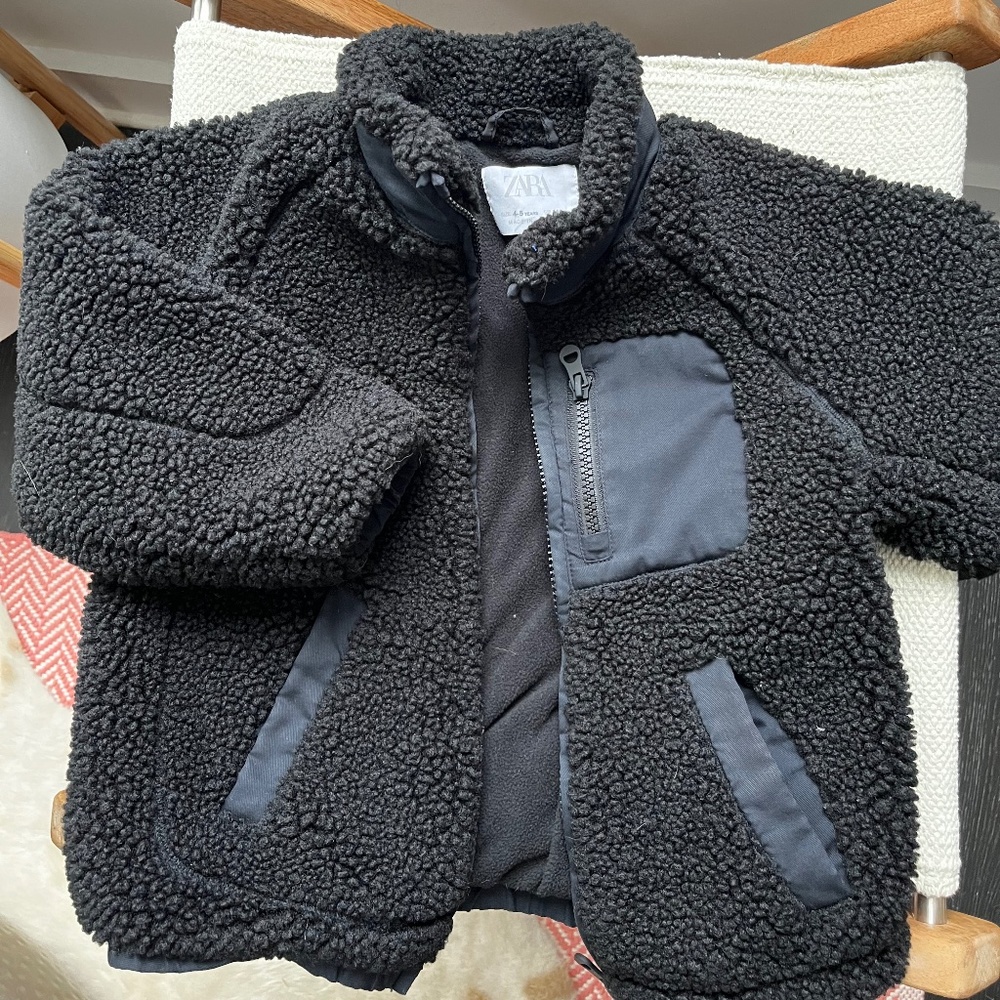 Zara Sherpa Fleece Jacket: size 4-5 years old
